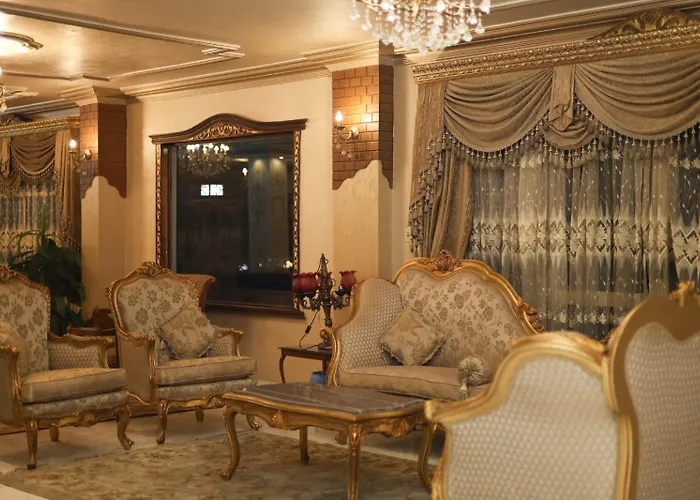 Royal Pyramids Palace Residence